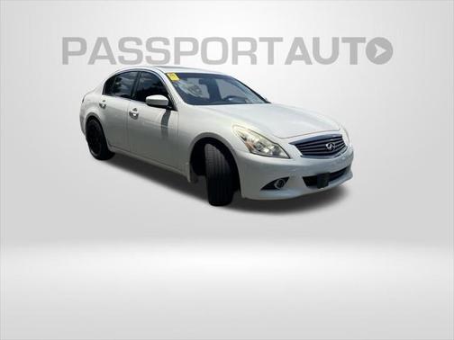 2013 INFINITI G37 Journey