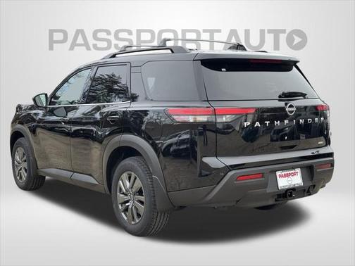 2025 Nissan Pathfinder SV 4WD