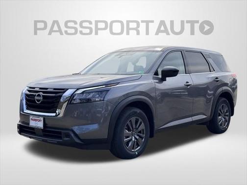 2025 Nissan Pathfinder S