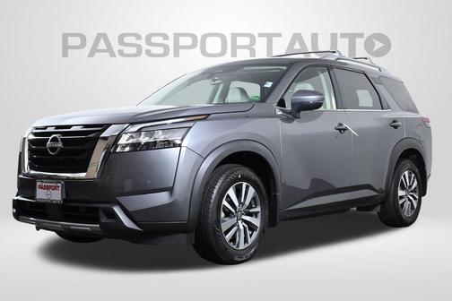 2024 Nissan Pathfinder SL 4WD
