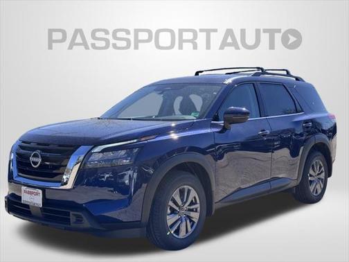 2025 Nissan Pathfinder SV 4WD