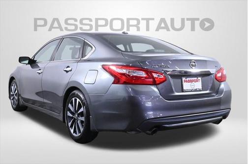 2017 Nissan Altima 2.5 SV