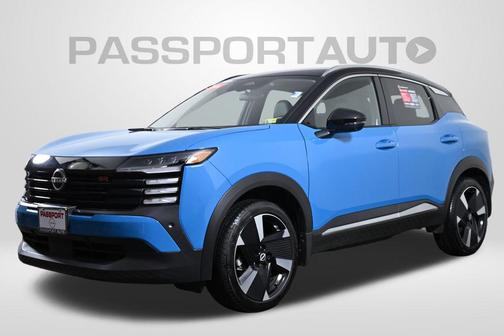 2025 Nissan Kicks SR