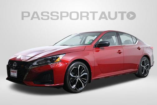 2024 Nissan Altima SR FWD