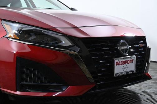2024 Nissan Altima SR FWD