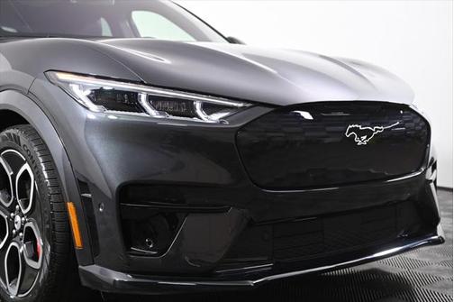 2022 Ford Mustang Mach-E GT