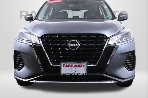 2022 Nissan Kicks SV