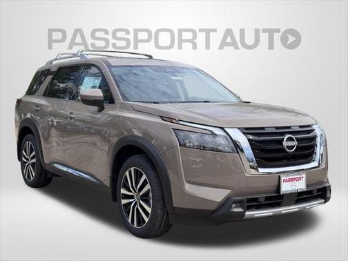 2025 Nissan Pathfinder Platinum 4WD