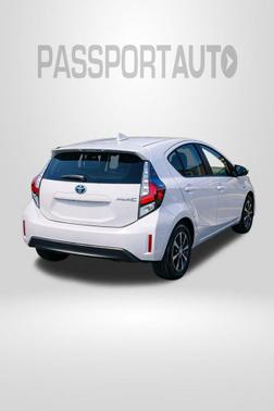 2018 Toyota Prius c Four