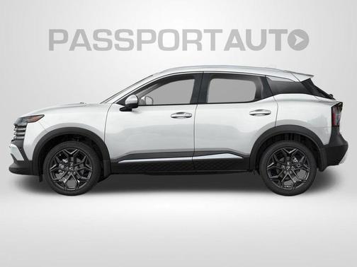 Aspen White Tricoat 2026 Nissan Kicks SR