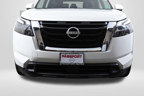 2025 Nissan Pathfinder SV 4WD