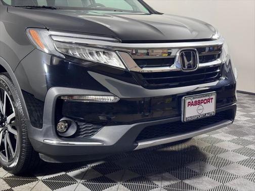 2022 Honda Pilot Touring 8-Passenger