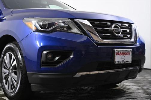 2018 Nissan Pathfinder SV