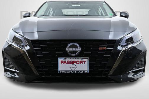 2025 Nissan Altima SR FWD