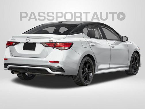 Aspen White Tricoat/Super Black 2024 Nissan Sentra SR