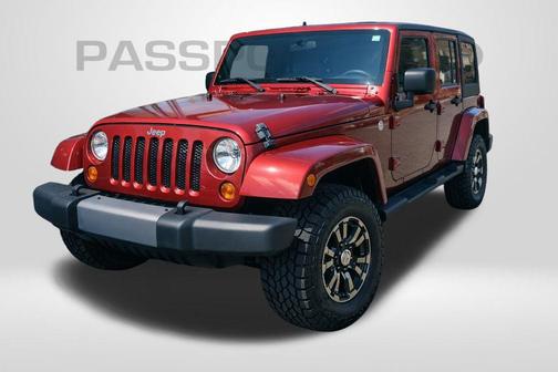 Red Rock Crystal Pearlcoat 2008 Jeep Wrangler Unlimited Sahara