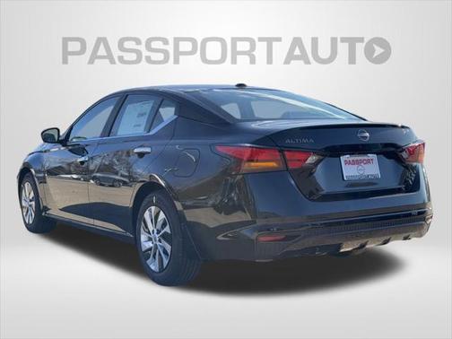 2025 Nissan Altima S FWD