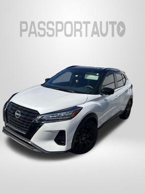 2023 Nissan Kicks SR