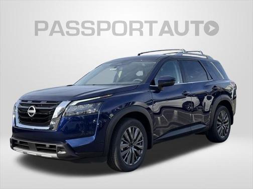 2025 Nissan Pathfinder SL 4WD