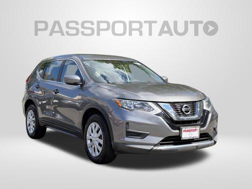 Gun Metallic 2017 Nissan Rogue S