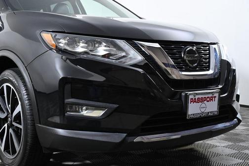 2020 Nissan Rogue SL