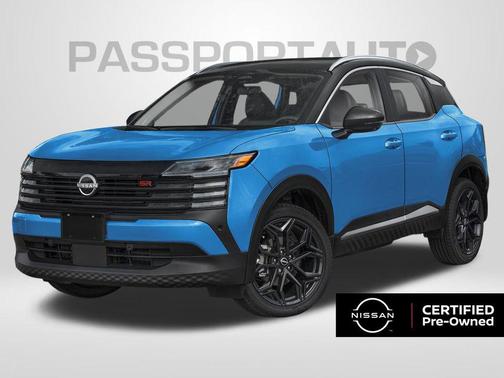 Arctic Ice Blue Metallic/Super Black 2025 Nissan Kicks SR