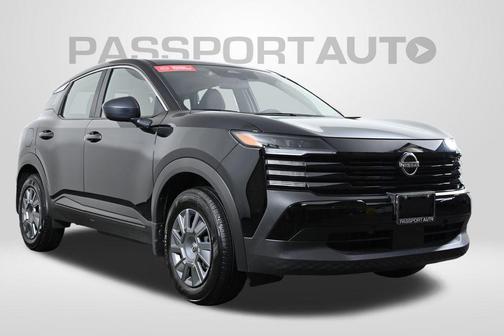 2025 Nissan Kicks S