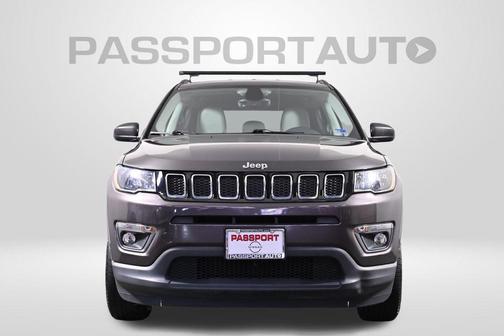 Granite Crystal Metallic Clearcoat 2018 Jeep Compass Latitude