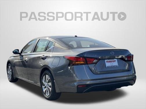 2025 Nissan Altima S FWD
