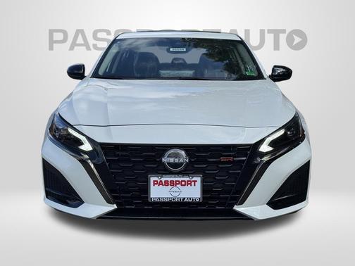 2025 Nissan Altima SR FWD