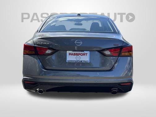 2025 Nissan Altima SR FWD