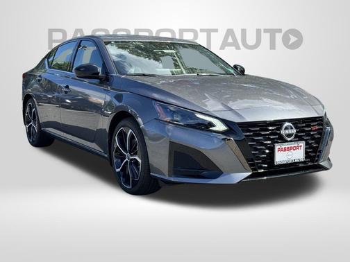 2025 Nissan Altima SR FWD