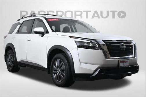 2024 Nissan Pathfinder SV 4WD