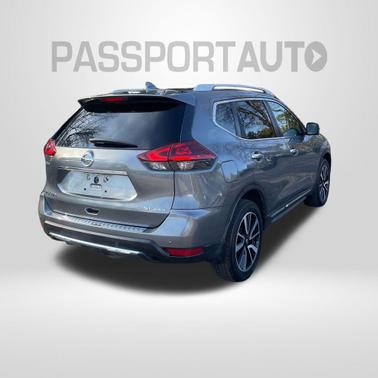 Gun Metallic 2019 Nissan Rogue SL