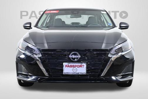 Super Black 2025 Nissan Altima S FWD