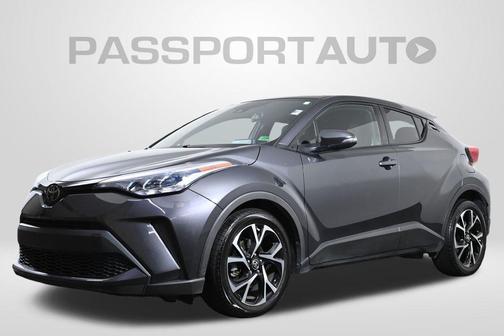 2022 Toyota C-HR XLE