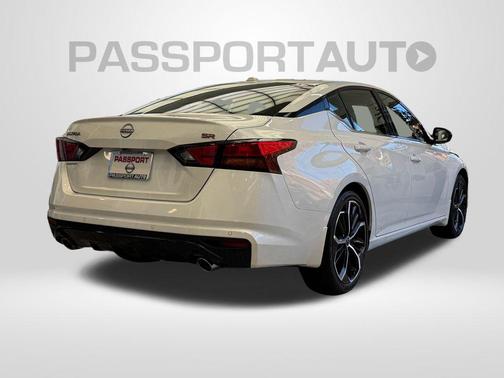 2025 Nissan Altima SR FWD