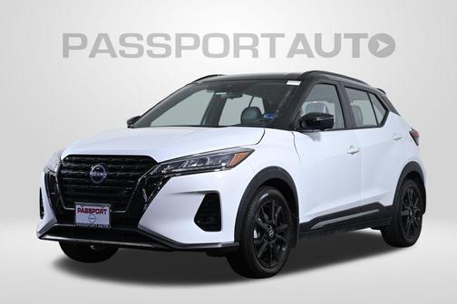 2023 Nissan Kicks SR