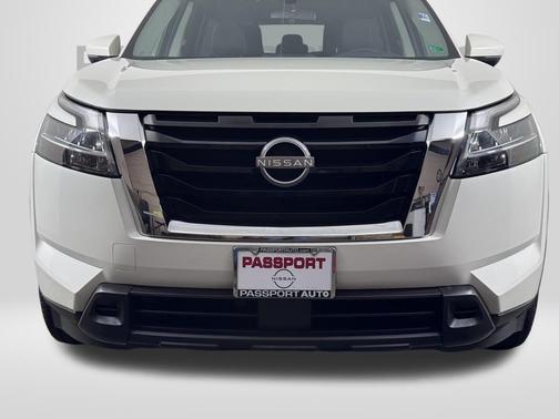 2022 Nissan Pathfinder SV 4WD
