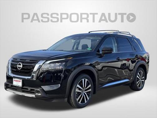 2025 Nissan Pathfinder Platinum 4WD