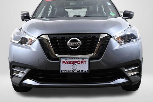 2020 Nissan Kicks SR