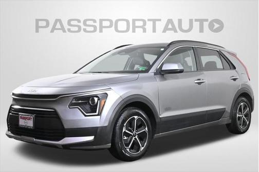 2024 Kia Niro LX