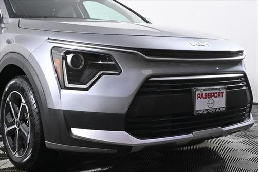 2024 Kia Niro LX