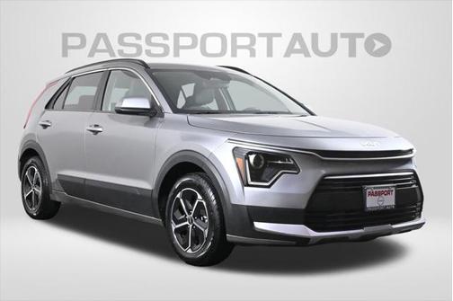 2024 Kia Niro LX