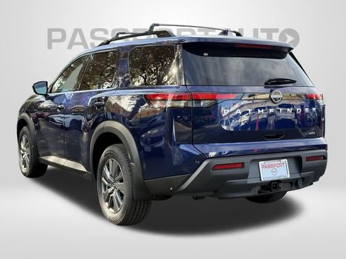 2025 Nissan Pathfinder SV 4WD