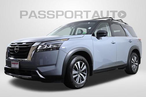 2024 Nissan Pathfinder SL 4WD