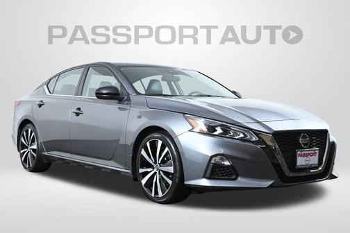 2022 Nissan Altima SR FWD