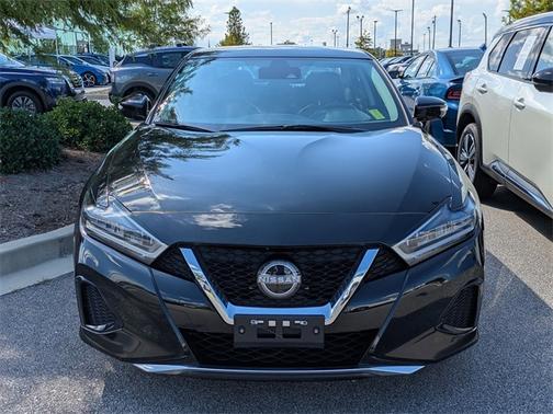 2023 Nissan Maxima SV
