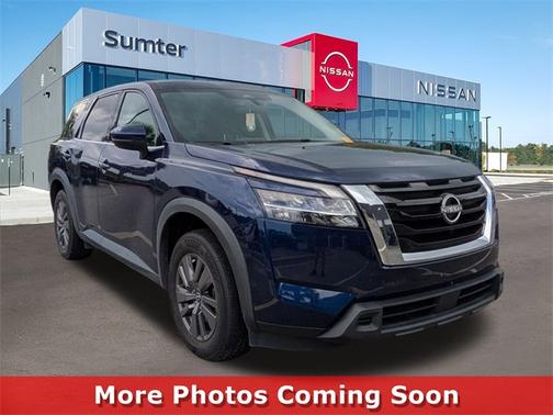 2022 Nissan Pathfinder S