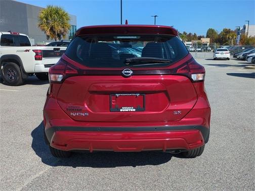 2024 Nissan Kicks SR
